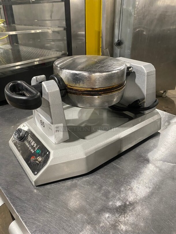 Waring Commercial Countertop Waffle Maker! Model WW180X! 120V! - Image 2 of 8