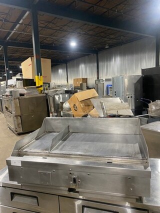 Woodstone Commercial Countertop Natural Gas Powered Flat Griddle! With Split Top! With Back & Side Splashes! All Stainless Steel! On Legs! Model: WSPL8364CT00NG SN: GP1826JUN1501852