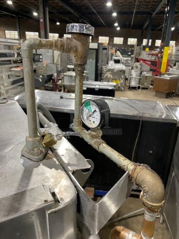 FAB! Hobart Commercial Pass-Through Heavy-Duty Dishwasher! All Stainless Steel! On Legs! Model: AM15 SN: 231100736 208/240V 60HZ 3 Phase - Image 9 of 10