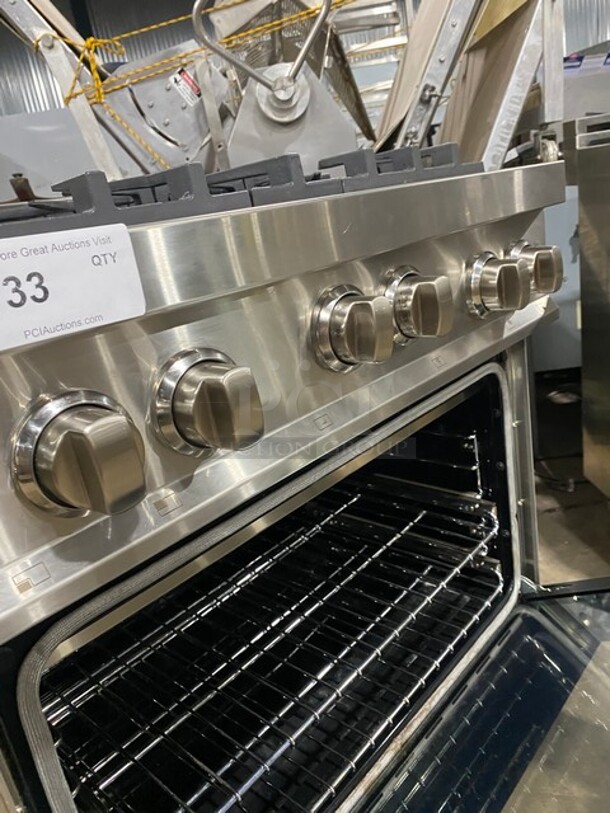 Zline Commercial Gas Powered 4 Burner Stove! With Oven Underneath! Stainless Steel! On Legs! MODEL RG30 SN: RG30GE2205022602 120V - Image 7 of 10