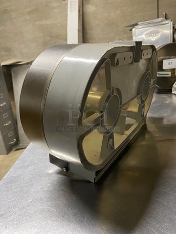 ALL ONE MONEY! Twinsavr Wall Mount Poly Toilet Paper Dispenser! - Image 4 of 5