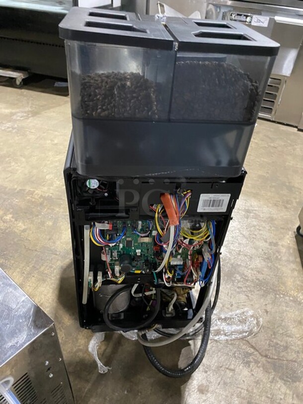 GREAT! Franke Commercial Countertop Coffee Maker Machine! With Digital Controls! On Small Legs! Model fcs4050 Sn:3400000082143 200-220V - Image 5 of 12