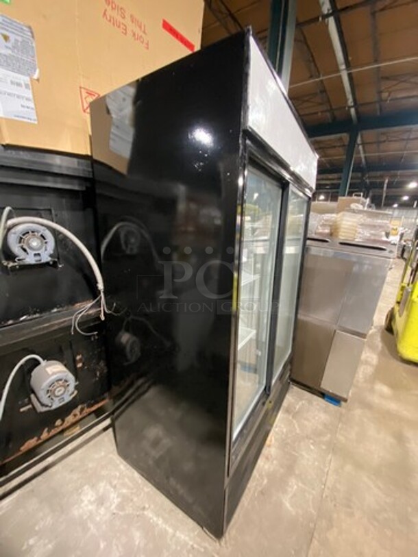 Beverage Air Commercial Refrigerated 2 Door Reach In Cooler Merchandiser! With View Through Doors! Model: MT45 SN: 4471080 115V 60HZ 1 Phase - Image 2 of 8