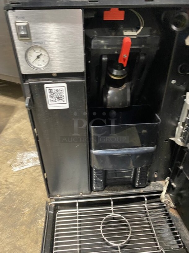 GREAT! Franke Commercial Countertop Coffee Maker Machine! With Digital Controls! On Small Legs! Model fcs4050 Sn:3400000082143 200-220V - Image 7 of 12