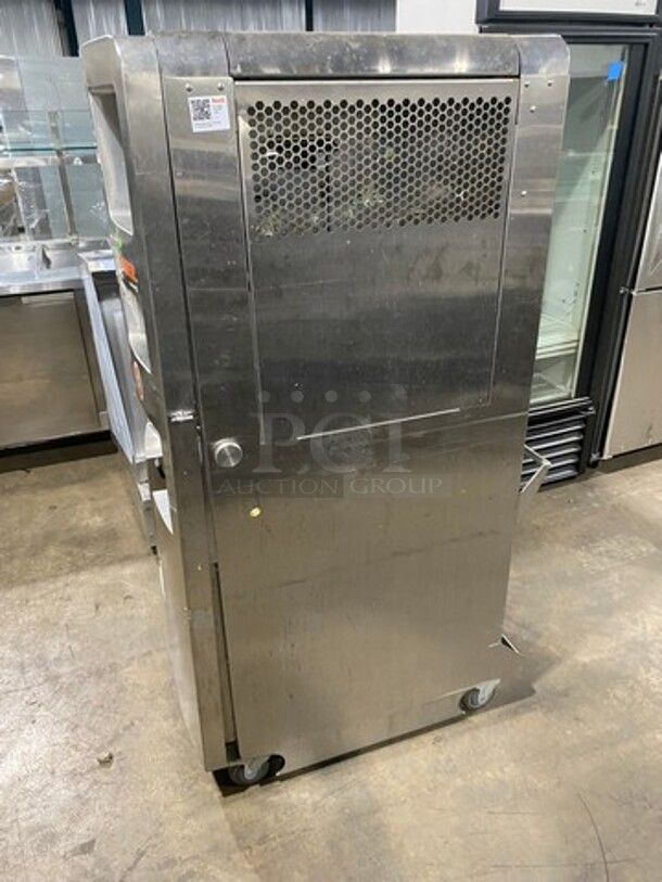 NICE! JUICERNET FRESH'N SQUEEZE MULTI-FRUIT JUICER Juice Machine!  Model 2GENNFJ Serial 83009311 110V/60Hz/1 Phase - Image 2 of 6