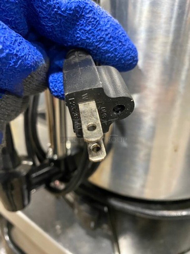 Crown Select Commercial Countertop Automatic Coffee Urn! All Stainless Steel! - Image 7 of 7