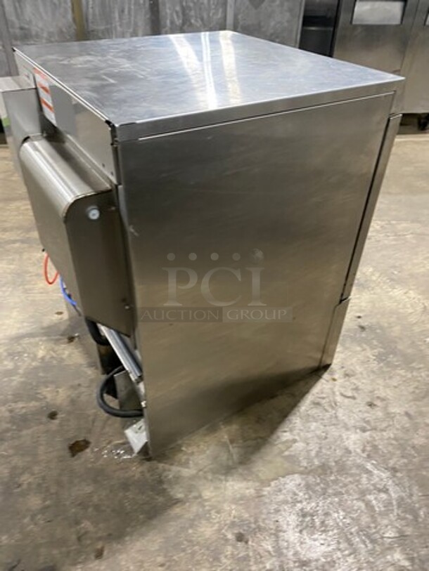 Hobart Commercial Under The Counter New Body Style Heavy Duty Dishwasher! All Stainless Steel! Model: LXER SN: 231180441 120/208V 60HZ 1 Phase - Image 4 of 7