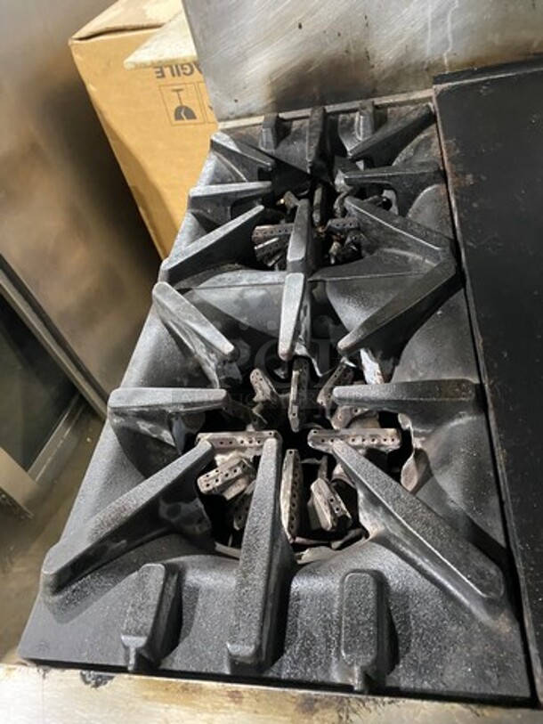 Garland Commercial Natural Gas Powered Hot Plate With Left Side 2 Burner Range! With Raised Splash Back And Salamander Shelf! With Oven Underneath! All Stainless Steel! On Legs! - Image 7 of 9