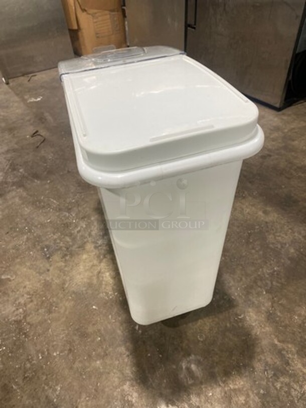 Bakers Mark White Poly Ingredient Bin! On Casters! - Image 4 of 7