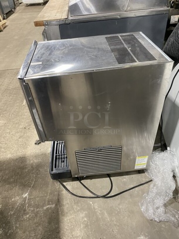 Hoshizaki Counter Top Ice Maker With Water Dispenser Combo! Model DCM270BAH-OS Serial CO7389J! 115/120V  1pHase!  - Image 3 of 8