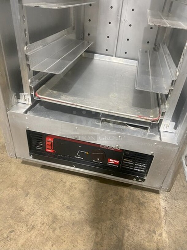 Metro Fully Insulated HM2000 Food warming Holding Cabinet! Model C199-M! 120V 1 Phase! On Casters!  - Image 6 of 7