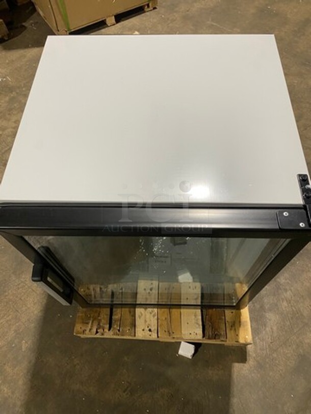 NICE! SCRATCH-N-DENT! Ojeda Commercial Countertop Display Case Cooler Merchandiser! Model: CTFH3 SN: 082806138929Y 120V 60HZ 1 Phase - Image 11 of 11