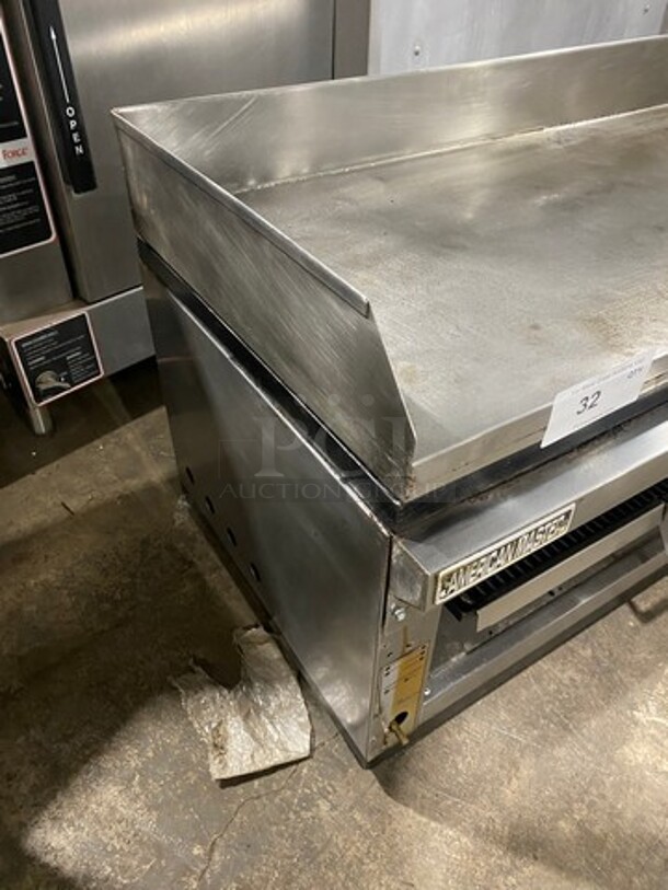 American Master Commercial Natural Gas Powered Countertop Flat Top Griddle And Cheese Melter Combo! With Back And Side Splashes! All Stainless Steel! - Image 2 of 9