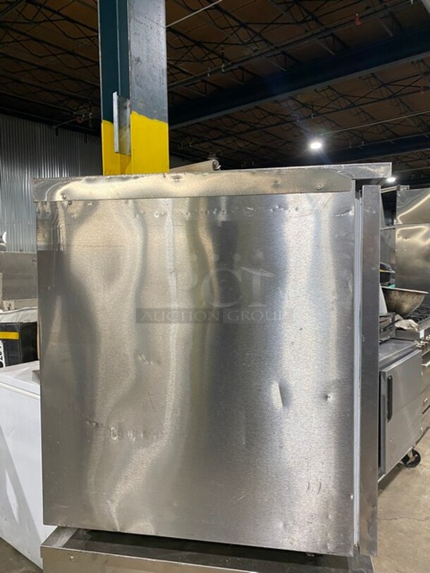 Delfield Commercial Single Door Lowboy/Worktop Cooler! All Stainless Steel!  MODEL 406-STAR2 SN: 0710152003484 115V  - Image 2 of 7