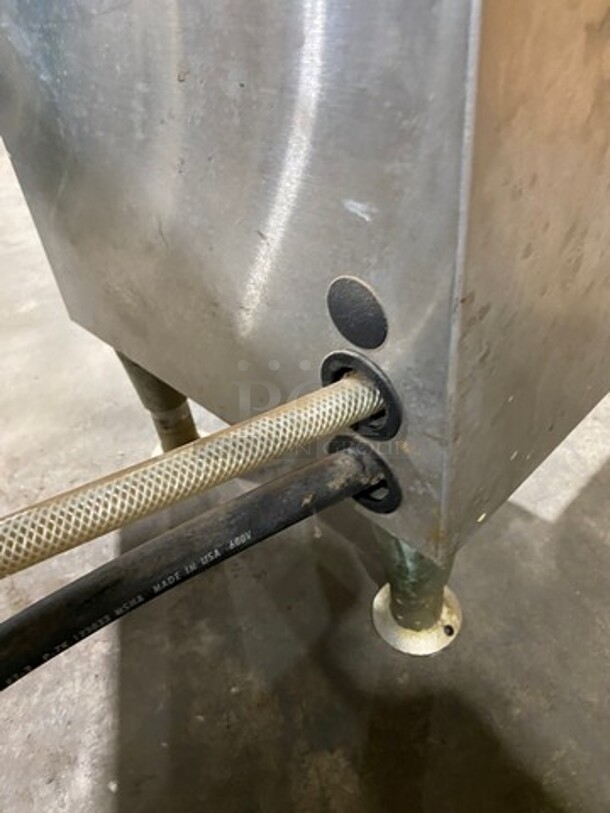 Fetco Commercial Countertop Coffee Machine! With Hot Water Line! Stainless Steel Body! On Small Legs! Model: CBS51H15 SN: 02572703A 120/208/240V 1 Phase - Image 6 of 11