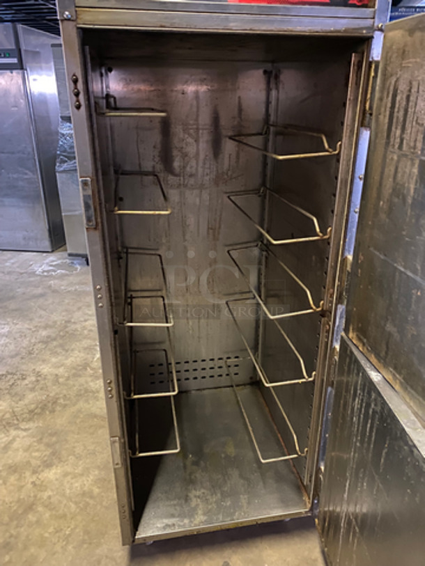 Vulcan Commercial Split Door Insulated Mobile Heated Cabinet! Solid Stainless Steel! On Casters! Model: VBP15I SN: 521015767 120V 60HZ 1 Phase - Image 5 of 8