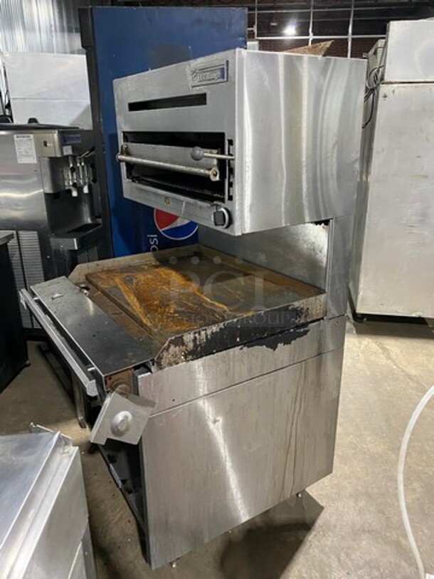 US Range Commercial Natural Gas Powered Flat Top Griddle! With Side Splashes! With Raised Back Splash And Cheese Melter! With Storage Space Underneath! All Stainless Steel! On Legs! Model: BSRX SN: 0409100106383 - Image 2 of 12