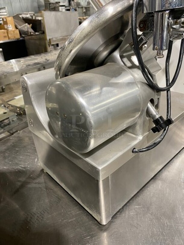 Globe Commercial Countertop Deli/ Meat Slicer! All Stainless Steel! Model: 720 SN: 721232 - Image 4 of 10