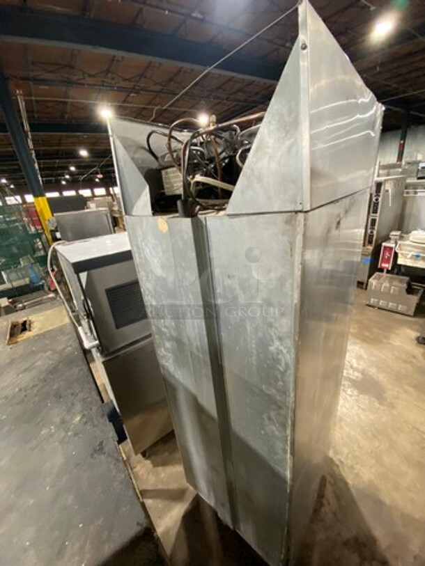 Continental Commercial Split Door Reach In Half Cooler Half Freezer Combo Unit! All Stainless Steel! On Legs! Model: 1RF SN: H9515262 115V 60HZ 1 Phase - Image 3 of 9