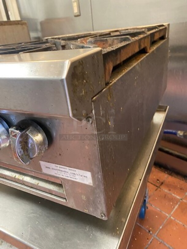 Southbend Commercial Countertop Natural Gas Powered 4 Burner Range! All Stainless Steel! On Small Legs! WORKING WHEN REMOVED! Model: HD024 SN: 18F90287 - Image 2 of 9