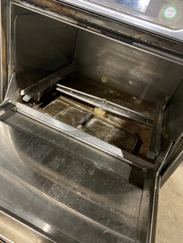 Hobart Commercial Under The Counter Dishwasher! All Stainless Steel! Model: LXIGH SN: 231103007 208/240V 60HZ 1 Phase - Image 5 of 8