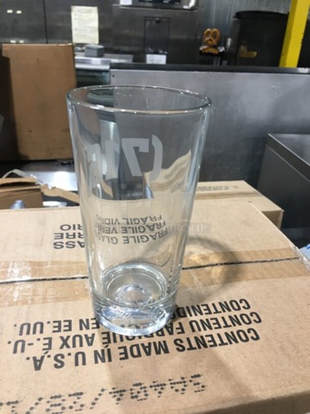 NEW! IN THE BOX! Libbey 16 OZ Baseball Mixing Glasses! - Image 4 of 6