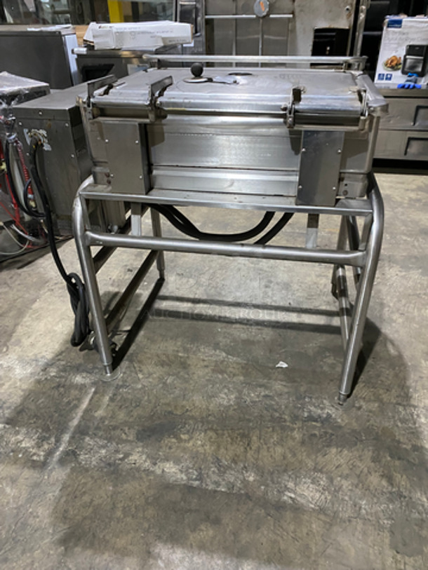 SWEET! Market Forge Commercial Electric Powered Tilted Braising Pan/Ultra Skillet! All Stainless Steel! On Legs! Model: 1000 SN: 131349 120/208V 60HZ 3 Phase - Image 4 of 8