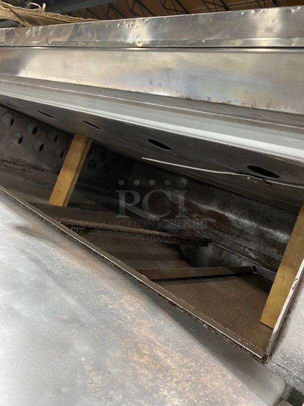 Bari Stainless Steel Commercial 4 Pie Natural Gas Powered Pizza Ovens! 2X your Bid Makes One Unit! - Image 5 of 11