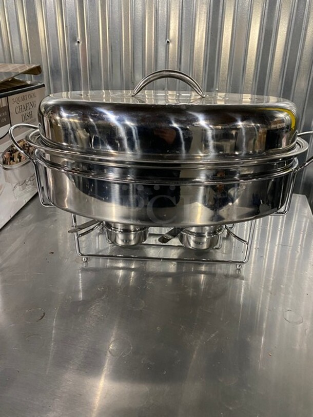 5 QT Stainless Steel Oval Shaped Chafing Dish! - Image 2 of 8