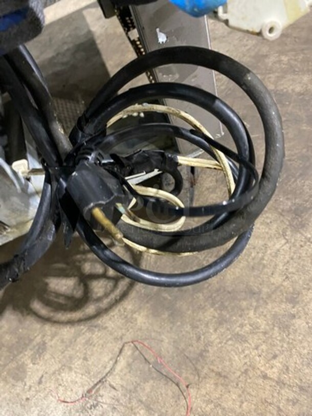 Migali Commercial Refrigerated Mega Top Sandwich Prep Table! With 2 Door Storage Space Underneath! Poly Coated Racks! All Stainless Steel! On Casters! Model: G3SP4812 SN: 10120088M 115V 60HZ 1 Phase - Image 9 of 9