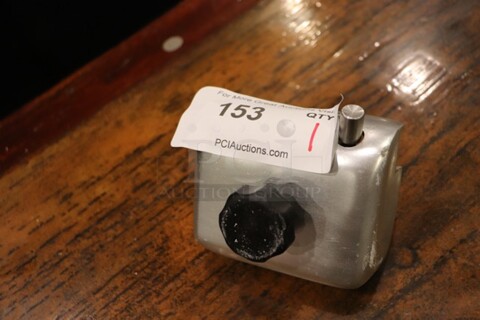 Blade Sharpener Piece for Meat Slicer
Qty 1