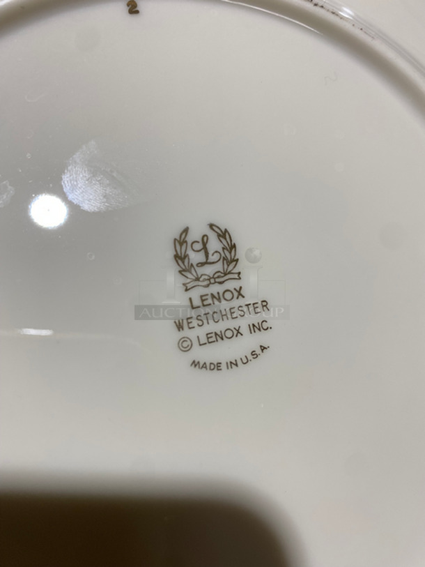 BEAUTIFUL! ELEGANT! BRAND NEW! NEVER USED! Lenox 12 Piece 8" Bowls! Ivory With 24K Gold Trim Dinnerware Collection! Includes Protective Material Carrier! 12x Your Bid! - Image 6 of 6