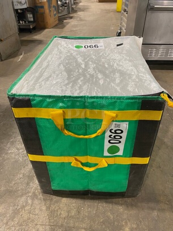 Green Insulated Food Bag! - Image 2 of 5
