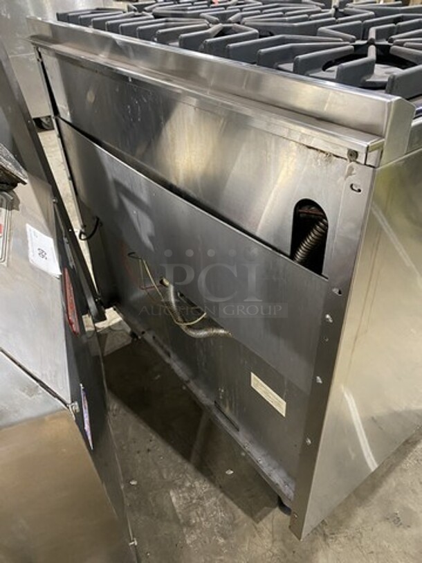 Viking Professional 6 Burner Range! With Convection Oven Underneath!  - Image 4 of 9