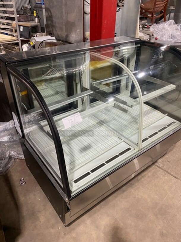 Federal Industries Commercial Refrigerated Dual Zone Bakery Display Case Merchandiser! With Curved Front Glass! With Sliding Rear Access Doors! Stainless Steel Body! Model: CGR5042DZ SN: 15121092443 120V 60HZ 1 Phase - Image 5 of 7