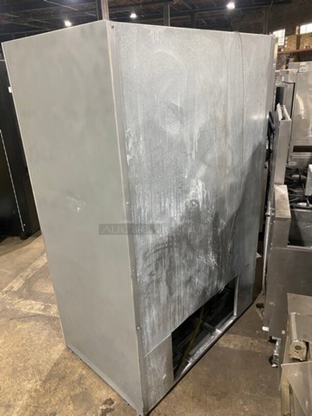 Universal Coolers Commercial 2 Sliding Door Reach In Cooler Merchandiser! With Poly Coated Racks! Stainless Steel Body! - Image 4 of 7