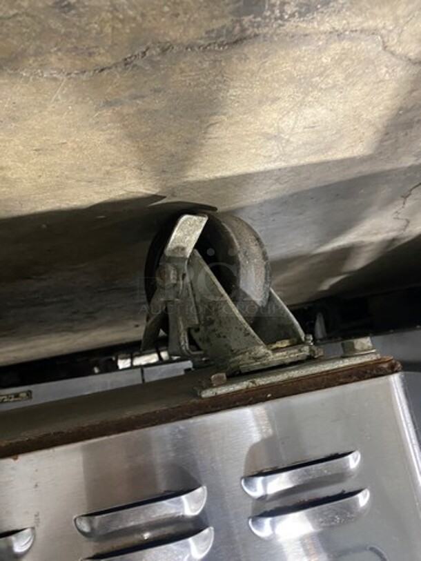 Blodgett Dual Flow Bakery Depth Commercial Natural Gas Powered Double Deck Convection Oven! With View Through Doors! Metal Oven Racks! All Stainless Steel! On Casters! Working When Removed! 2x Your Bid Makes One Unit! - Image 7 of 12