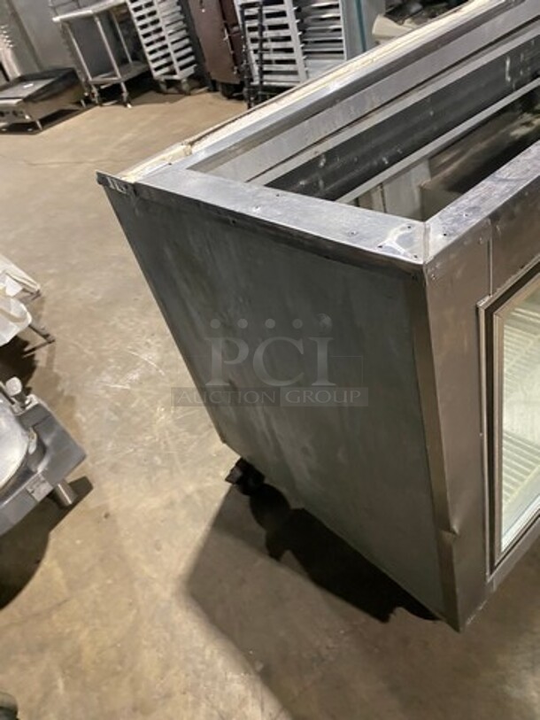 Leader Commercial Refrigerated Sandwich Prep Table! With 3 Door Storage Space Underneath! Poly Coated Racks! With Rear View Through Window! All Stainless Steel! On Casters! Model: LM60SC SN: GY09M0410A 115V 60HZ 1 Phase - Image 4 of 7