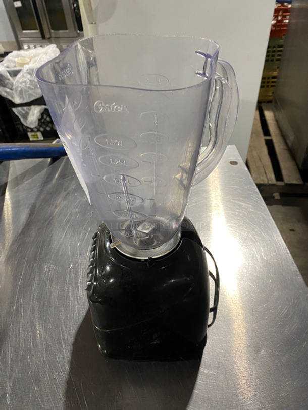 Oster Simple Blend Countertop Blender! With 1.5L Pitcher! 120V 60HZ - Image 2 of 7