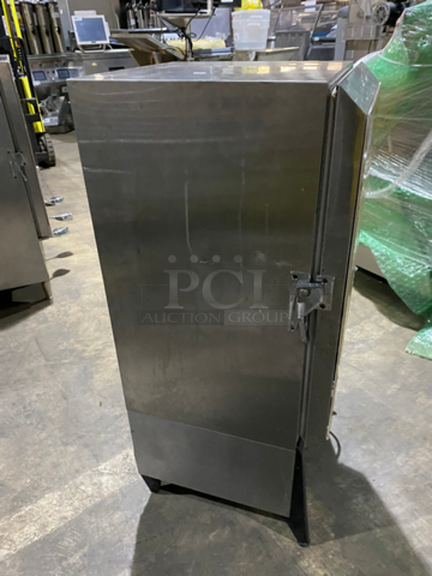 Silver King Commercial Countertop Refrigerated Milk Dispenser! Stainless Steel Body! Model: SKMAJ1 SN: NBAC00290A 115V 60HZ - Image 2 of 8