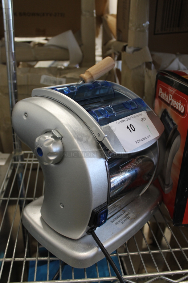 LIKE NEW! Imperia Pasta Presto Metal Countertop 5 3/4" Pasta Machine 720. 120 Volts, 1 Phase. Unit Has Only Been Used a Few Times! Tested and Working! - Image 1 of 6