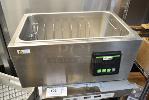 Winco ESVC-28 Spectrum Stainless Steel Commercial Countertop Thermal Circulator. 110-120 Volts, 1 Phase. Tested and Working!