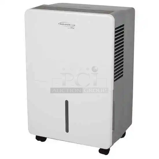 BRAND NEW SCRATCH AND DENT! SoleusAir HMT-D45E-A 45 Pint Dehumidifier. 115 Volts, 1 Phase. Tested and Working!