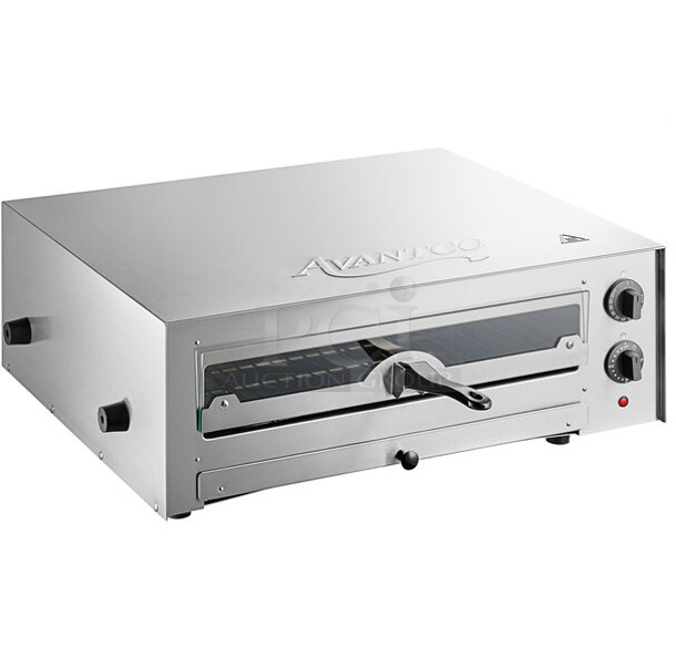 BRAND NEW SCRATCH AND DENT! Avantco 177CPO16TSGL Stainless Steel Countertop Pizza / Snack Oven with Adjustable Thermostatic Control and Glass Door. 120 Volts, 1 Phase. Tested and Working!