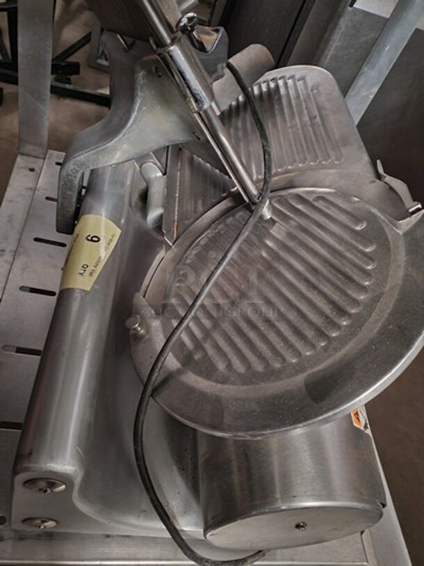 Chefmate by Globe Commercial Slicer (Damage cover)|115V - Image 4 of 4