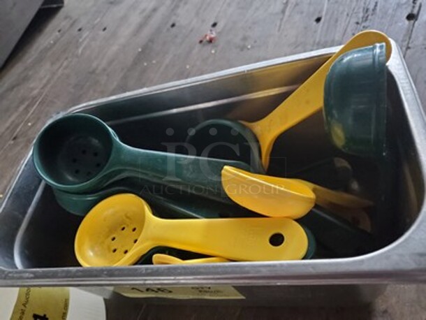 Lot of Perforated Portion Spoon - Image 3 of 4