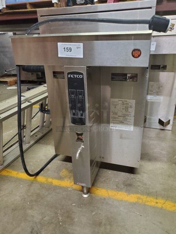 Fetco Extractor Series Twin CBS-2052e Coffee Brewer
 - Image 2 of 5