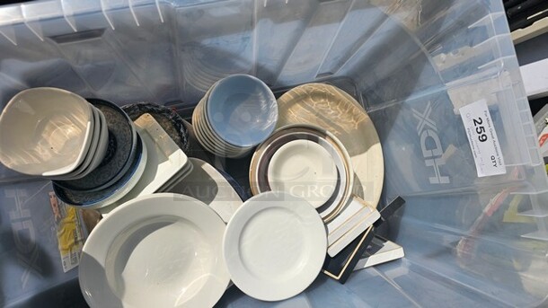Lot of Miscellaneous Plates/ Kitchenware - Image 2 of 3