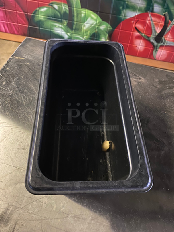 Cambro Black Poly Food Pans! 11x Your Bid! - Image 4 of 6