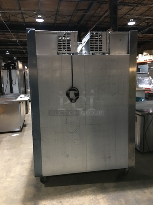 WOW! Traulsen 2 Door Half Cooler Half Freezer Combo Unit! All Stainless Steel! On Casters! Model: ADT232WUT-FHS 115V 60HZ 1 Phase - Image 3 of 8